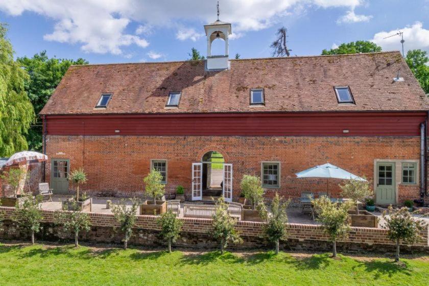 Belchamp Hall Stables Belchamp Otten ภายนอก รูปภาพ
